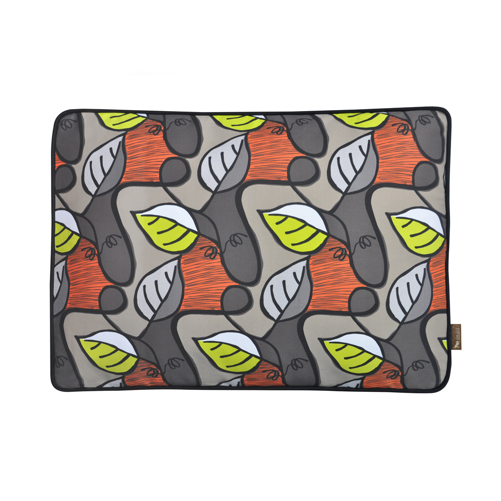 P.L.A.Y. La Folie Rectangle Dog Bed 3