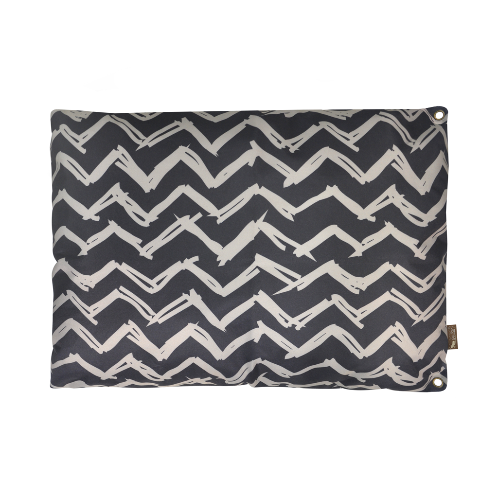 P.L.A.Y. Chevron Outdoor Dog Bed Black 4