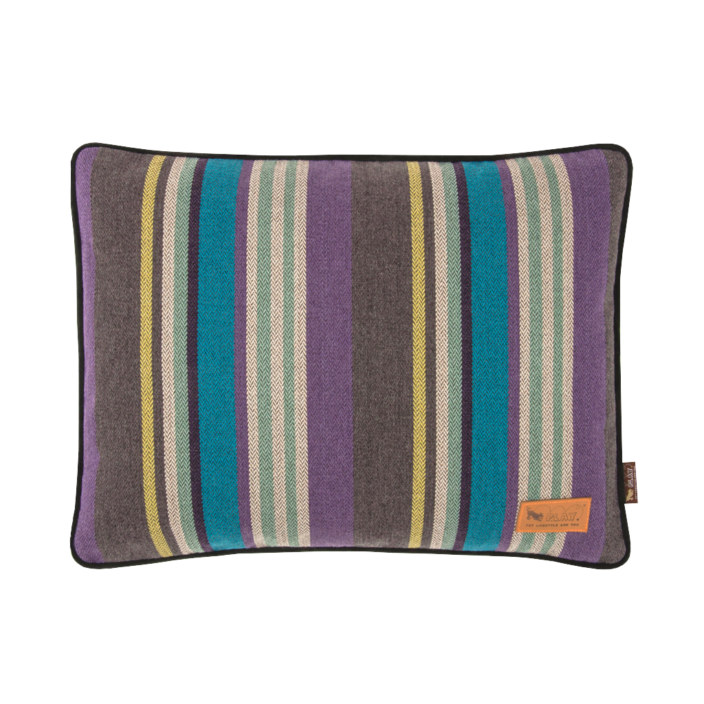 P.L.A.Y. Horizon Pillow Cat and Dog Bed Lake 3